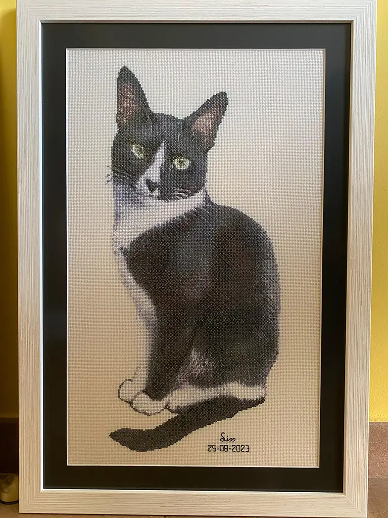 Foto-mascota-punto-de-cruz-Inma-Liss